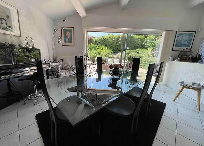 Le Jardin De La Cite